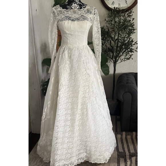 Vtg Bridallure Alfred Angelo 70s lace Bridal wedding dress gown xs tulle Lined - Picture 2 of 16